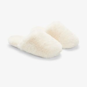 NWT EXPRESS Cozy Faux Fur Slippers